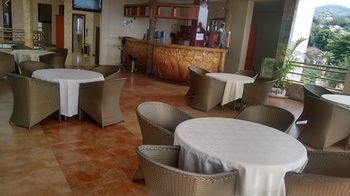 Hotel Lounge